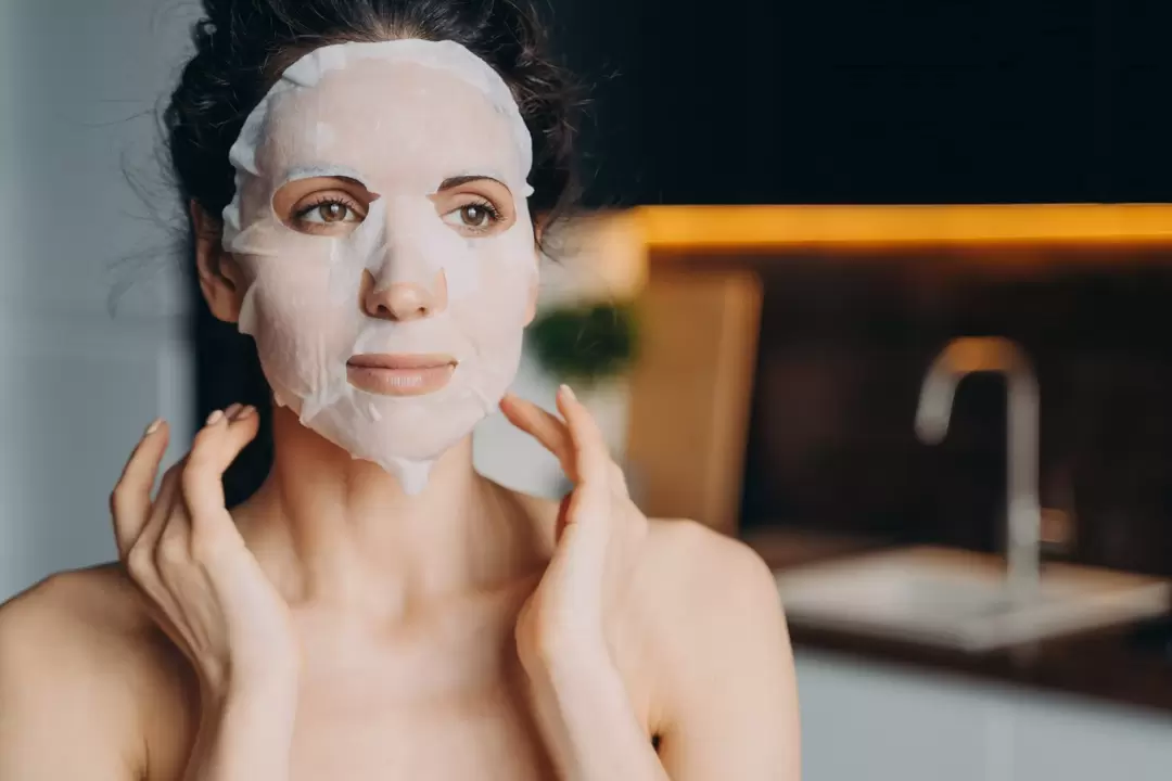 Fabric masks will allow women over 30 to look stunning